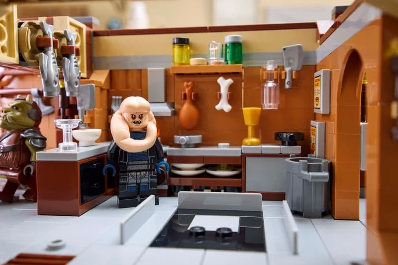 Jabba's Sail Barge™ 12