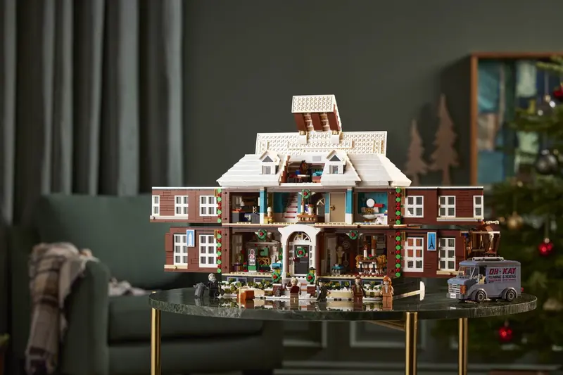 LEGO® Ideas Home Alone 19