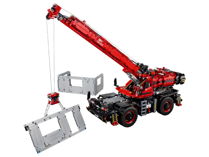 Rough Terrain Crane 1