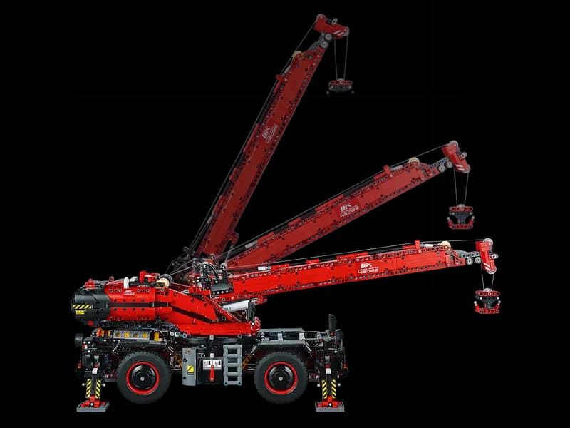 Rough Terrain Crane 9