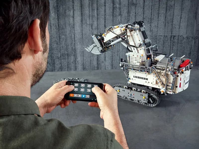 Liebherr R 9800 grävmaskin 12